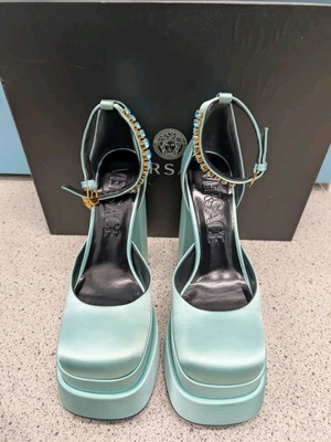 Versace Medusa Aevitas platform pumps like new, satin aqua