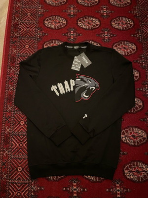 Trapstar Black Hoodie Nike new with tags, size M