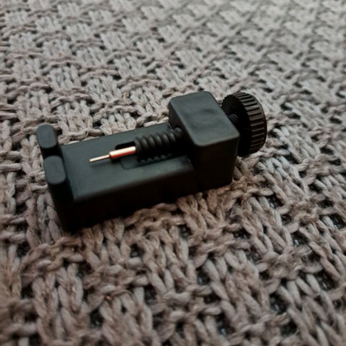 Watch chain adjustment tool manual black new, plastic