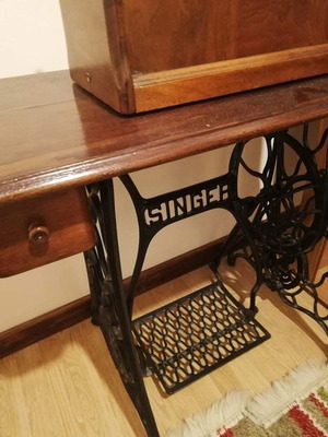 Ραπτομηχανή αντίκα Singer 1913 μεταχειρισμένη