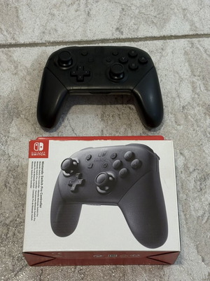 Nintendo Switch Pro Controller σαν καινούργιο