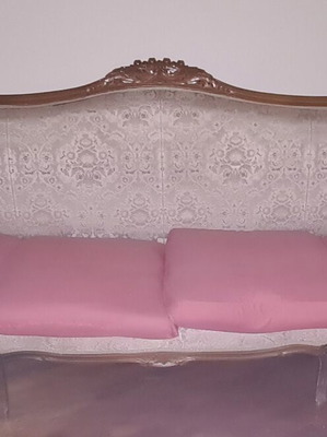 Vintage sofa like new