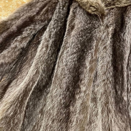Raccoon fur coat like new, size L, gray brown
