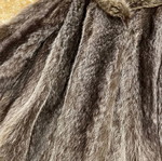 Raccoon fur coat like new, size L, gray brown