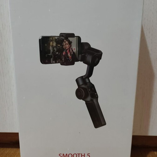 Zhiyun Smooth 5 Gimbal with 3-Axis Stabilizer and 25-Hour Battery Black