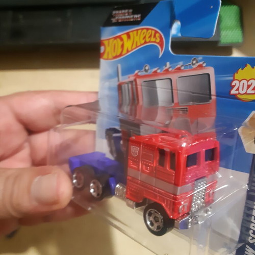 Hot Wheels Transformers pack of 2 Optimus Prime & Bumblebee
