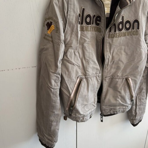 Bershka men's jacket used, removable sleeves, beige and brown, size M