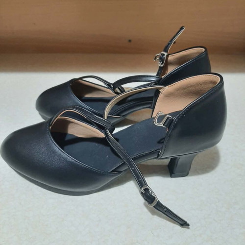Professional dance shoes black size 35 new