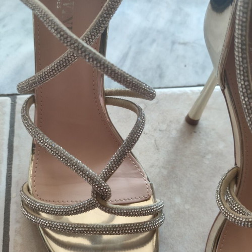 Luigi sandals with crisscross straps and strass, gold, size 38