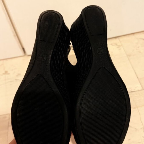 Platform sandals new, size 38, black