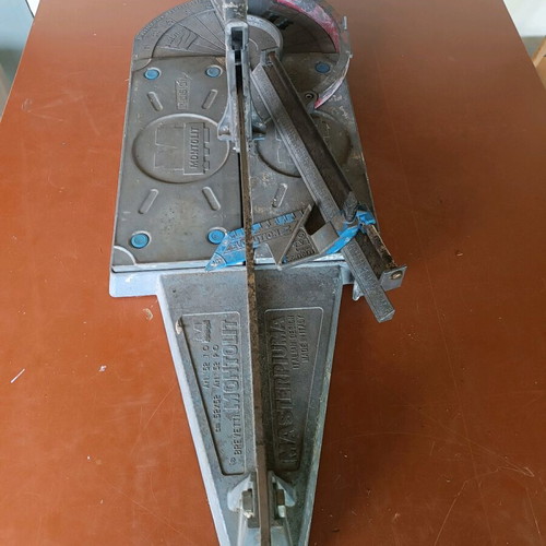 Montolit Masterpiuma tile cutter used, cutting length 52cm