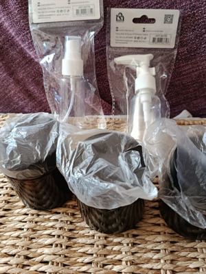 Travel Bottle and Jar Set new, ideal for cosmetics and toiletries