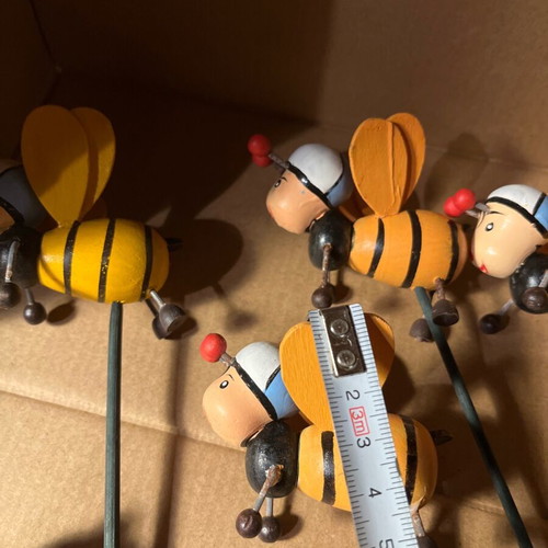 Wooden handmade old bees, set of 6 pieces