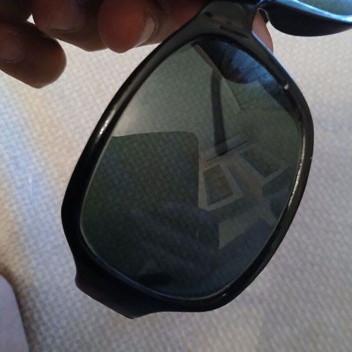 Louis Vuitton sunglasses unisex used, black