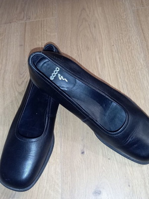 Ecco leather loafers size 39 like new black