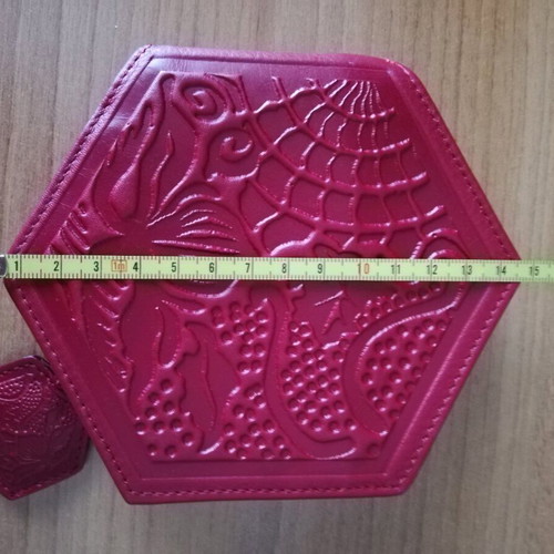 Leather wallet red new Spanish with unique design