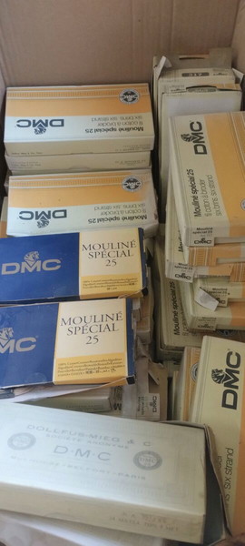  mouline se ekatontades chromata