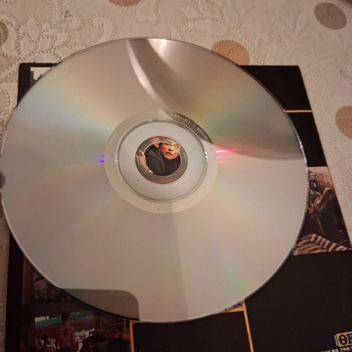 Heist DVD like new with subtitles, action genre