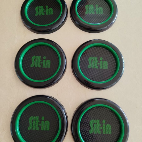 Coaster set of six plastic pieces with holder, like new