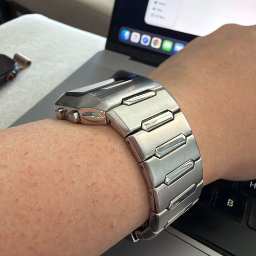 Fossil OLED JR-9465 watch like new, unisex, silver metal band