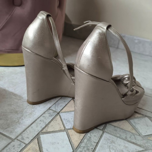 Golden leather platforms Fardoulis size 37