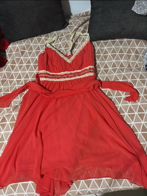 Dress like new, ideal for special occasions, size M