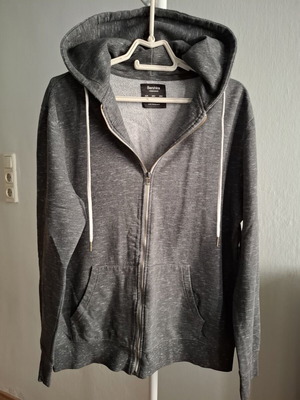 Bershka men's grey zip-up hoodie, size L