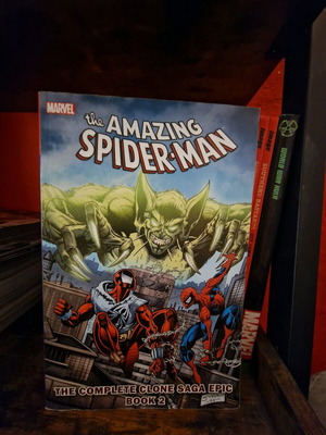 Spider-man The Complete Clone Saga 2 softcover like new