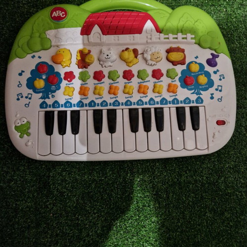 Simba ABC Animal Keyboard σαν καινούργιο με 8 μελωδίες και ήχους ζώων