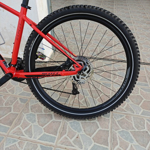 Scott Aspect 960 Mountain Bike 29 Inch Red like new