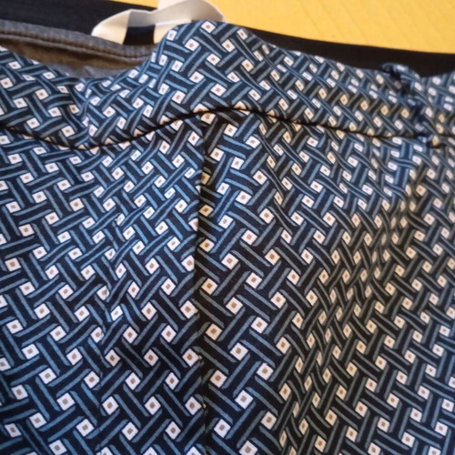 H&M Elastic High-Waisted Pants like new, black and grey