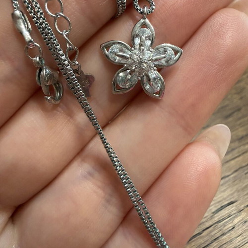 Flower necklace stainless steel with zircon stones new