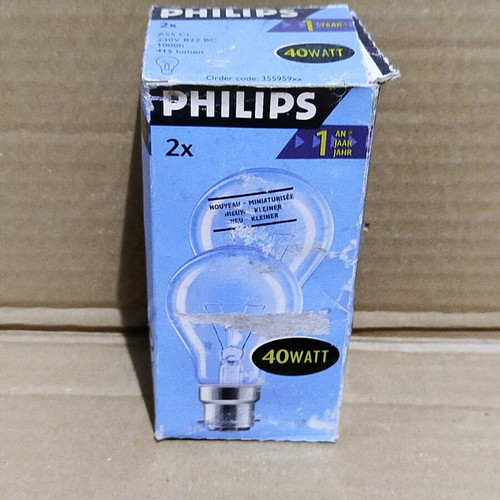 Incandescent bulbs 40W with bayonet B22 base, pack of 2, new