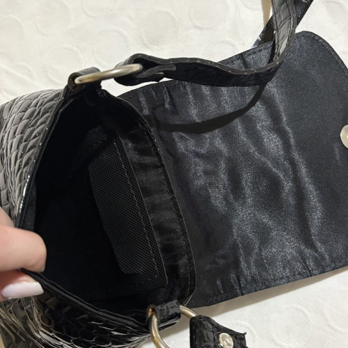 Vintage patent leather crossbody bag, black, medium size, crocodile pattern