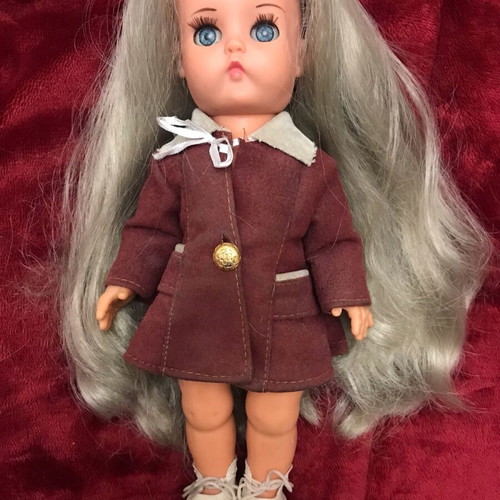 Bella doll 25cm used with long hair and suede shoes