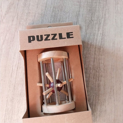 Svoora wooden puzzle toy new