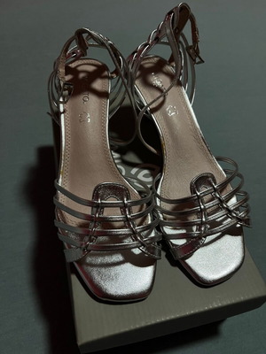 Migato silver sandals size 39, new