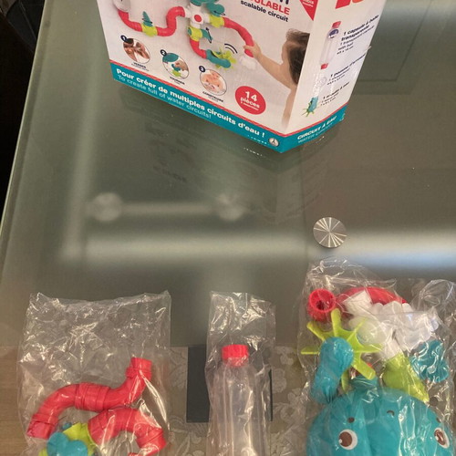 LUDI Water Circuit toy like new for bath play