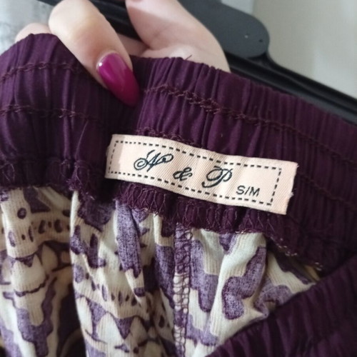 Summer printed pants used, size small/medium, beige and purple