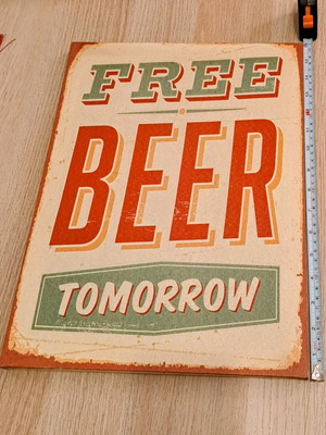 Canvas Sign "Free Beer" like new