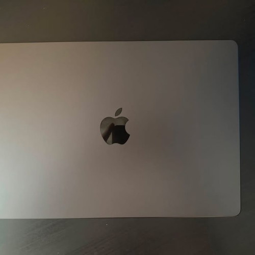Apple MacBook Pro 14-inch M5 Chip, 16GB RAM, 512GB SSD, Space Black