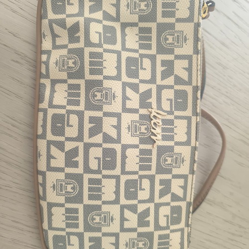 Kem crossbody bag like new, white and blue