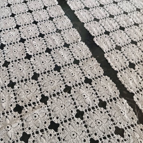 Handmade table linens like new, set of 2 pieces