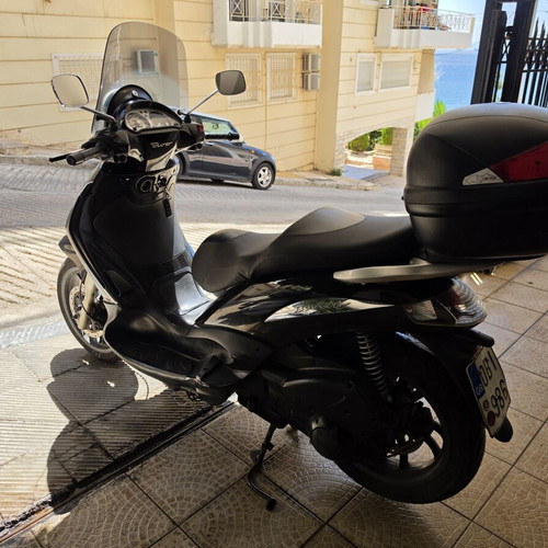 Piaggio Beverly 300i Tourer scooter 2009, black