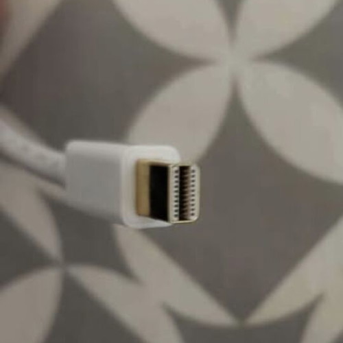 Macbook Mac display port dp to hdmi vga dvi adaptor like new