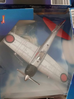 Μοντέλο αεροπλάνου A6M Zero Fighter Plane καινούργιο σε κουτί
