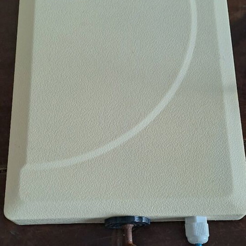 Wi-Fi antenna M-Life model ml0649-5 used with 5-meter cable