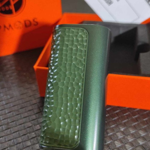 Warhammer 18650 60W box mod by BP Mods green