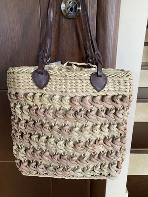 Hunter shoulder beach bag beige brown new