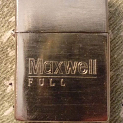 Maxwell promotional lighter like new